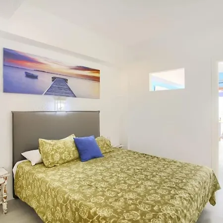 1 Bedroom In Cristianos With Pool In Port Royal Appartamento